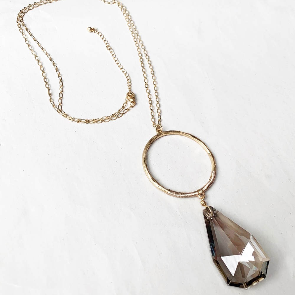 Shimmering Teardrop Pendant Necklace